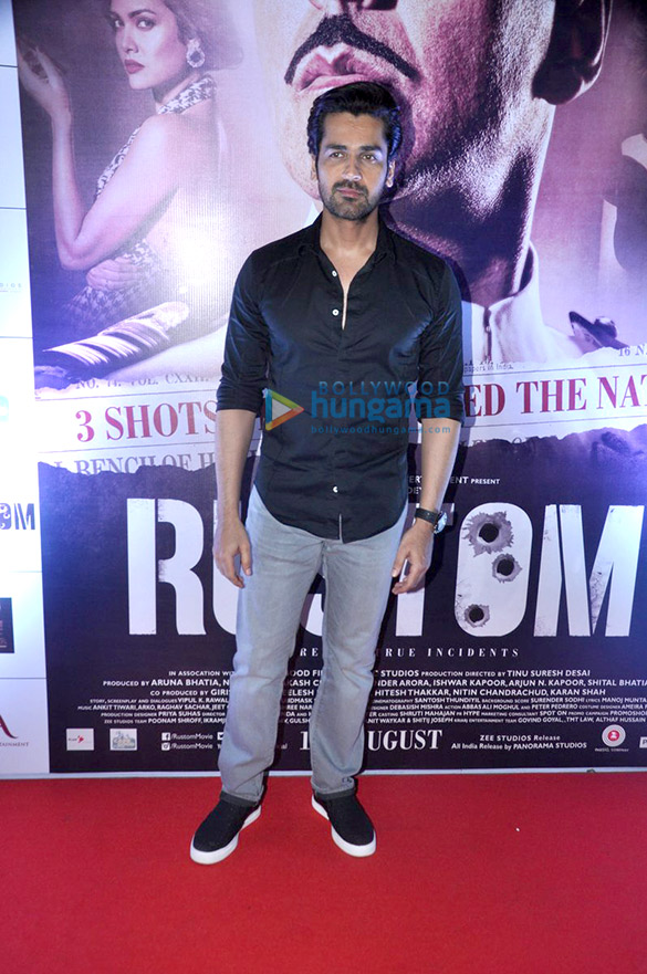 special screening of rustom 16