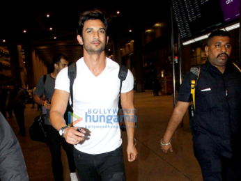 Sushant Singh Rajput & Mahendra Singh Dhoni snapped at the domestic airport