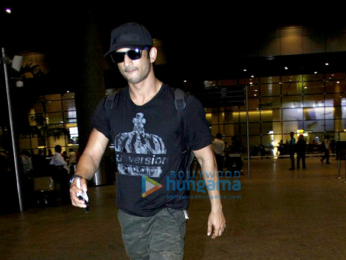 Sushant Singh Rajput & Kriti Sanon snapped returning after shooting for 'Raabta' in the Maldives