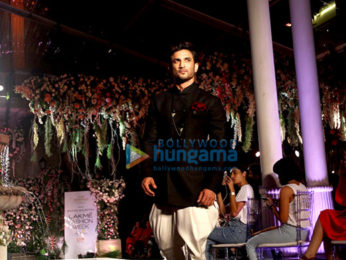 Sushant Singh Rajput & Shraddha Kapoor walk the ramp for Manish Malhotra at Lakme Fashion Week 2016