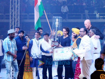 Team of 'A Flying Jatt' at Sadbhwna Diwas 2016