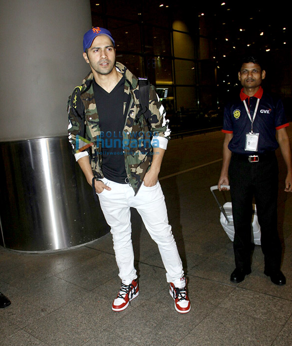 varun dhawan and alia bhatt arrive in mumbai from usa 1