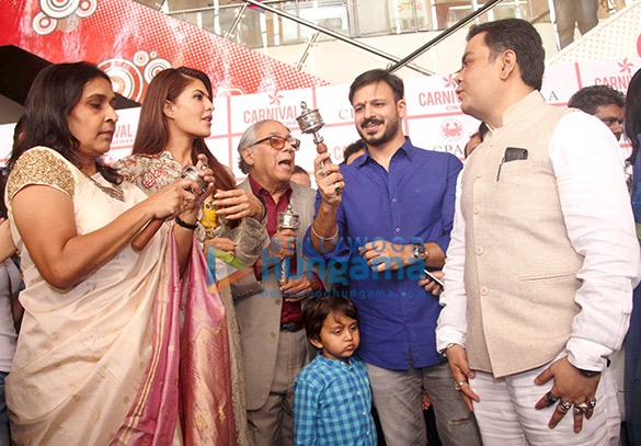 cpaa carnival cinemas celebrated vivek oberois birthday with a flying jatt screening 3