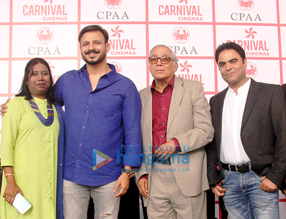 cpaa carnival cinemas celebrated vivek oberois birthday with a flying jatt screening 6