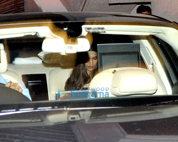 deepika padukone snapped post her meeting with sanjay leela bhansali 5