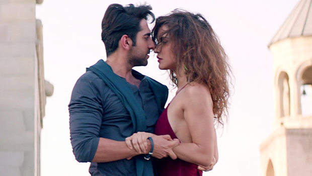 EXCLUSIVE: Ik Vaari Ft. Ayushmann Khurrana EXCLUSIVE: Ik Vaari Ft. Ayushmann Khurrana