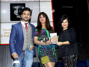 Richa Chadda unveils Trisha Das' book 'Ms Draupadi Kuru After The Pandavas'