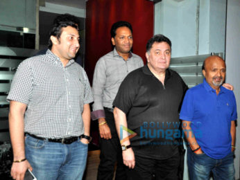 Rishi Kapoor & lyricist Sameer snapped post their dinner at 'Royal China'