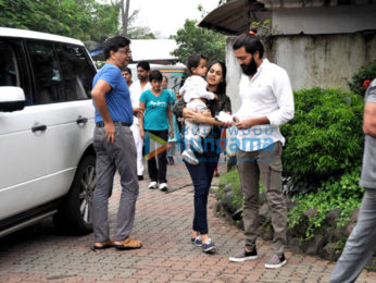 Riteish Deshmukh, Genelia Dsouza snapped with their son at 'Joggers Park', Bandra