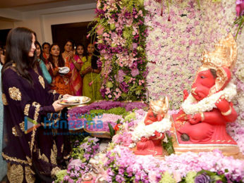 Sohail Khan, Arpita Khan and others at Salman Khan's Ganesha visarjan
