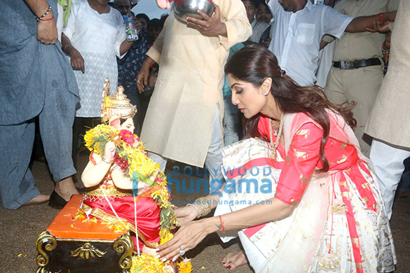 shilpa rajs ganesha visarjan 3