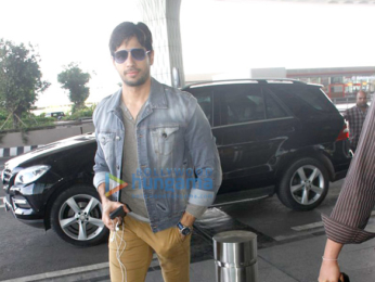 Sidharth Malhotra & Katrina Kaif depart for Chandigarh to promote 'Baar Baar Dekho'