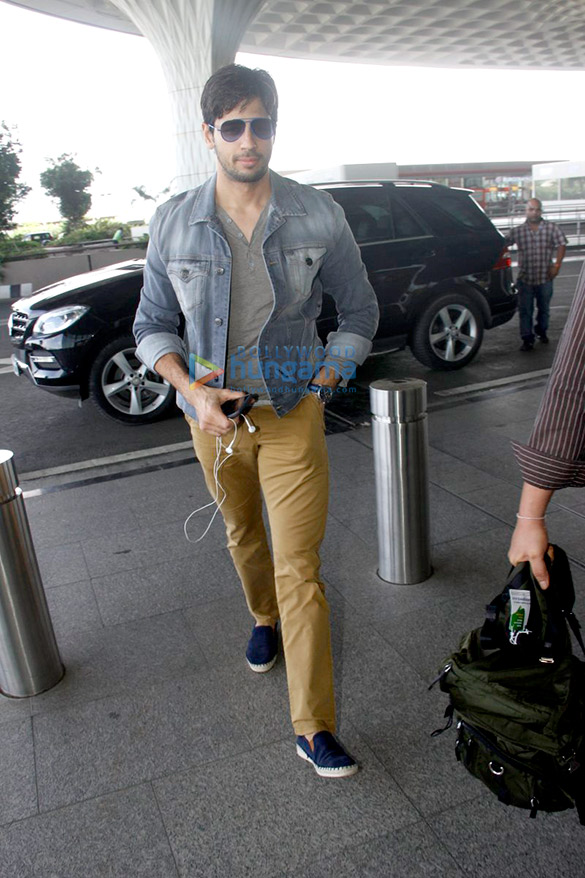 sidharth katrina depart for chandigarh 3
