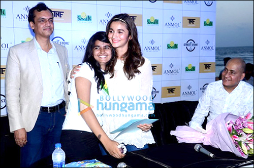 check out alia bhatt graces smile foundations event for kids 2