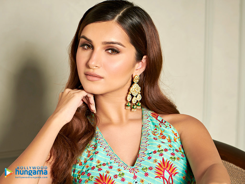 Tara Sutaria Tara Sutaria