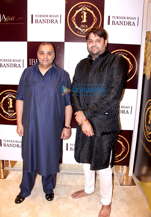 tiger preity at the launch of ibja gold store 18