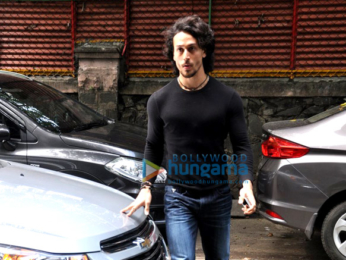 Tiger Shroff snapped entering Excel Entertainment office