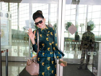 Urvashi Rautela snapped at Mumbai airport