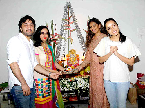 check out b town celebrates ganeshotsav 5 check out b town celebrates ganeshotsav 5