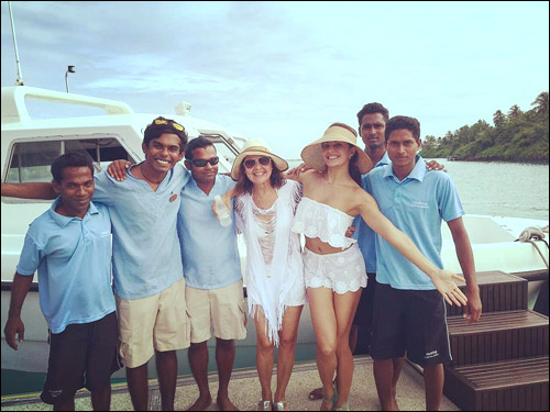 check out jacqueline fernandez swims with whaleshark 4