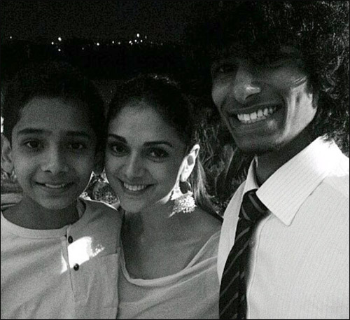 check out bollywood celebrities wish their siblings on raksha bandhan 4 check out bollywood celebrities wish their siblings on raksha bandhan 4