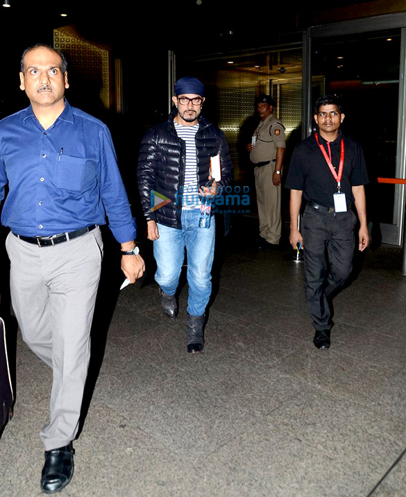 aamir snapped as he arrives back from usa 1