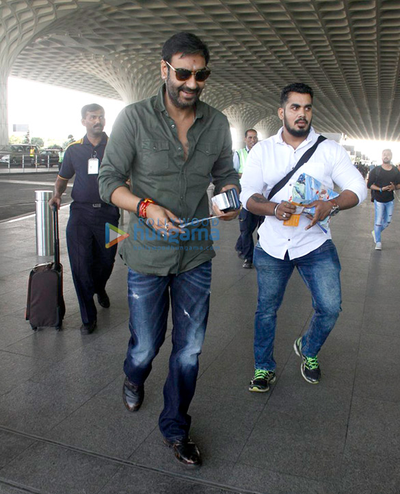Ajay Devgn, Abhishek Bachchan and Alia Bhatt snapped at the airport