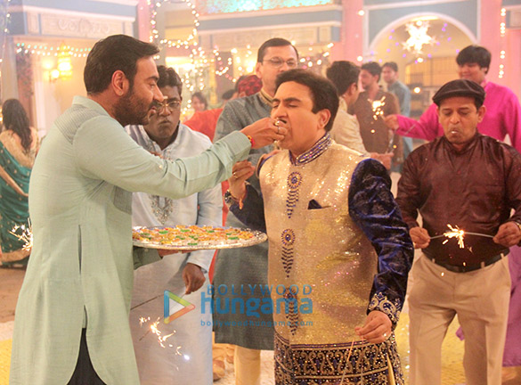 ajay celebrates diwali with the team tmkoc 2