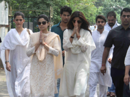 Akshay Kumar, Abhishek Bachchan and others attend the funeral of Shilpa Shetty’s father