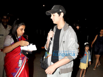 Akshay Kumar and family depart for holidays in Dubai