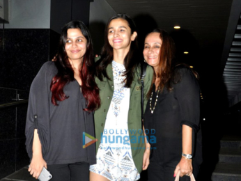 Alia Bhatt snapped post family dinner at 'Hakkasan'