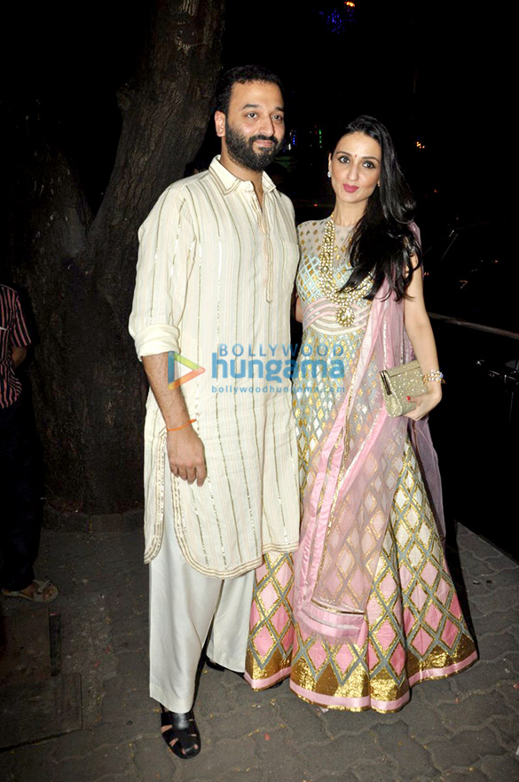 anil sonams diwali bash 26