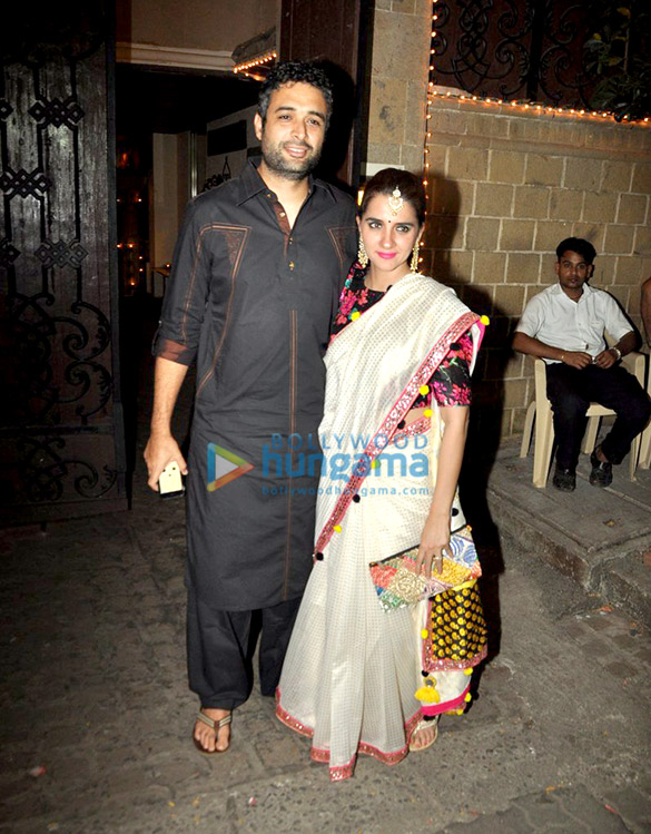 anil sonams diwali bash 37