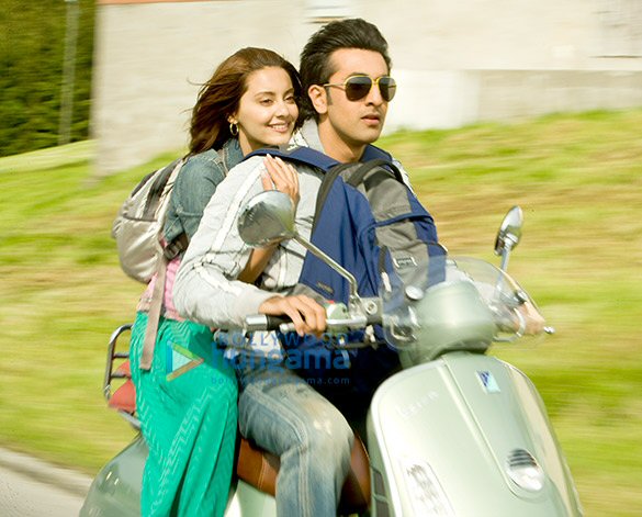 bachna ae haseeno 6