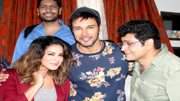 On The Sets Of The Movie Beiimaan Love
