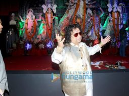 Celebs at the ‘North Bombay Sarbojanin Durga Pooja Samiti 2016’