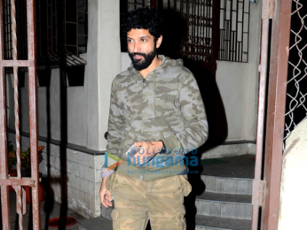 Farhan Akhtar snapped in Bandra after dubbing for Rock On!! 2