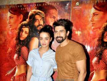 Hrithik Roshan, Jacqueline Fernandez and others grace the screening of 'Mirzya'