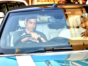 Hrithik Roshan snapped with his kids post 'Inferno' screening