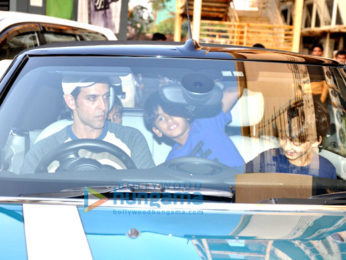Hrithik Roshan snapped with his kids post 'Inferno' screening