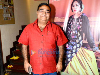 Juhi Chawla launches Gopi Vaid's first stand alone store