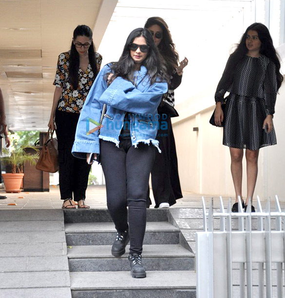 kareena karisma rhea snapped post lunch at hakkasan 2
