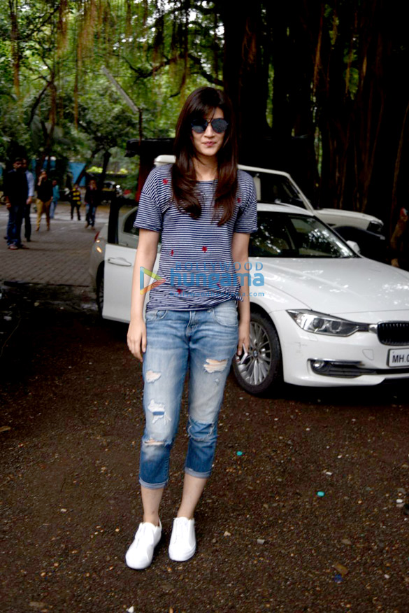Kriti Sanon shoots for Zoom Diwali special