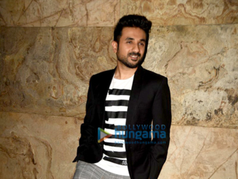 Neha Dhupia, Soha Ali Khan & Vir Das grace the screening of '31st October'