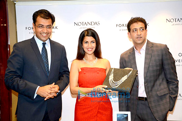 nimrit graces the forevermark diamonds 2