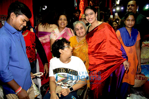 ranbir ayan kajol snapped at the north sarbojini durga pandal 3