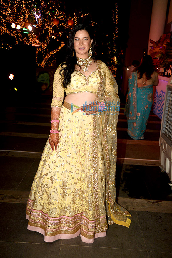 srk and many more at sachin joshis diwali bash 6