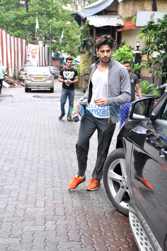 sidharth snapped post gym session 4