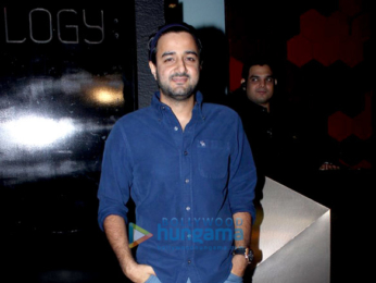 Sonakshi Sinha at Bunty Sajdeh's birthday celebrations at Trilogy bash