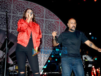 Sonakshi Sinha sings at the Bollywood Music Project concert